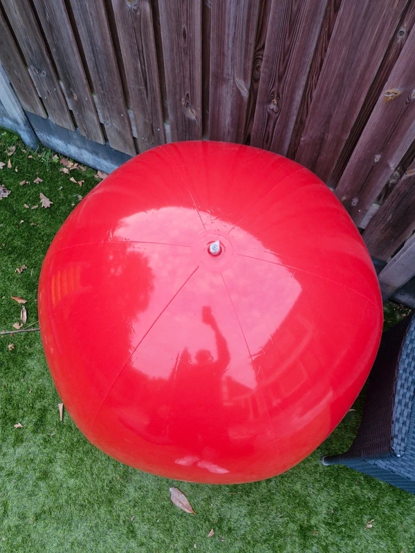 Mega Inflatable Beach Ball — Fire Red, ~115cm Diameter